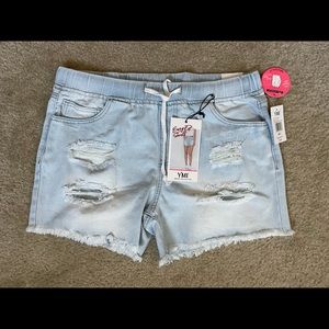 Denim cut off shorts with elastic waistband